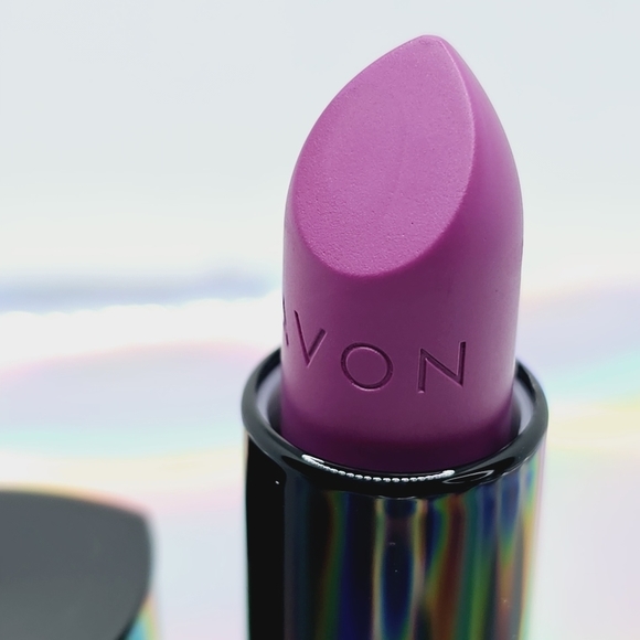 Avon Hot Plum True Color Perfectly Matte Lipstick - Picture 4 of 5